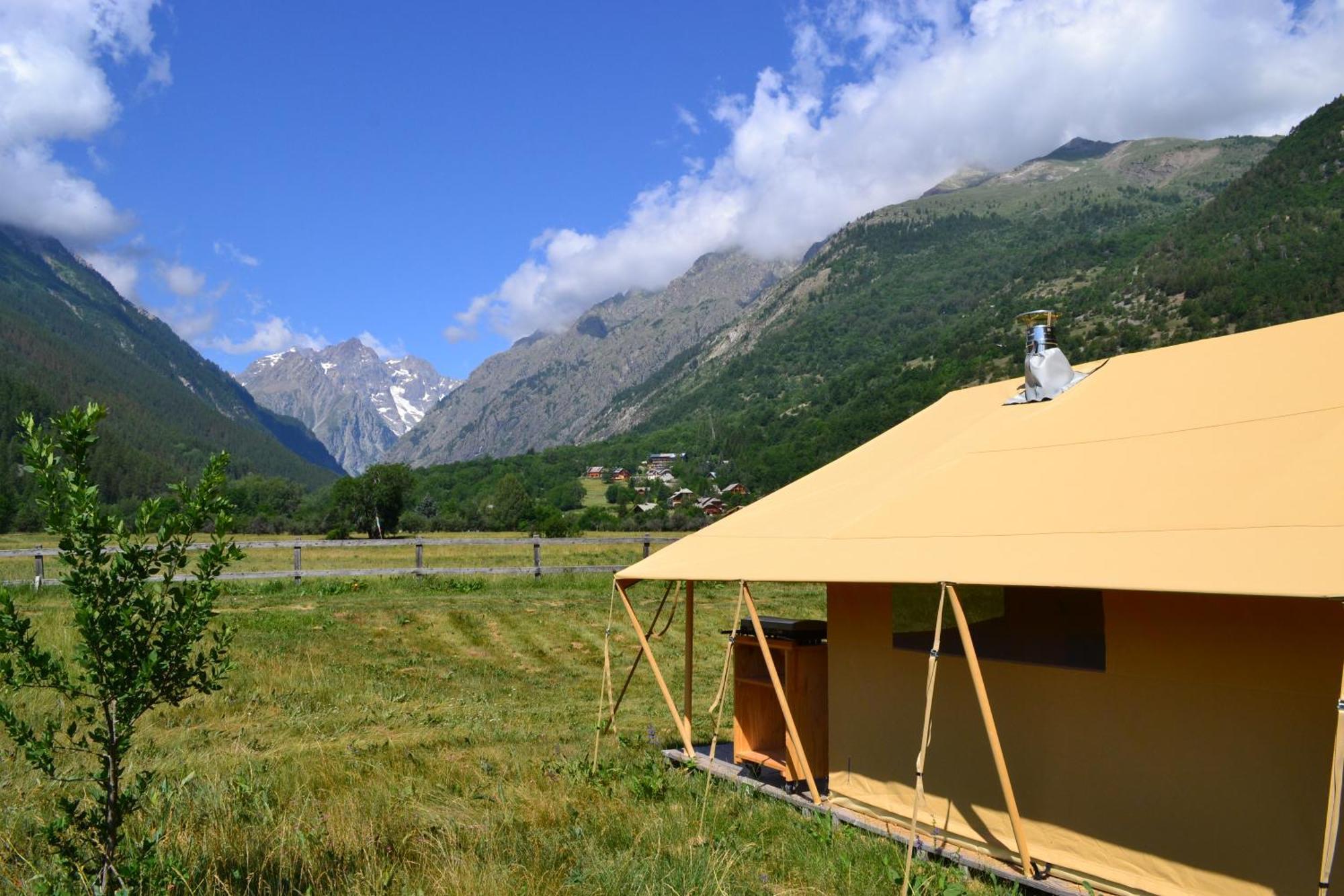 Huttopia Camping 3*